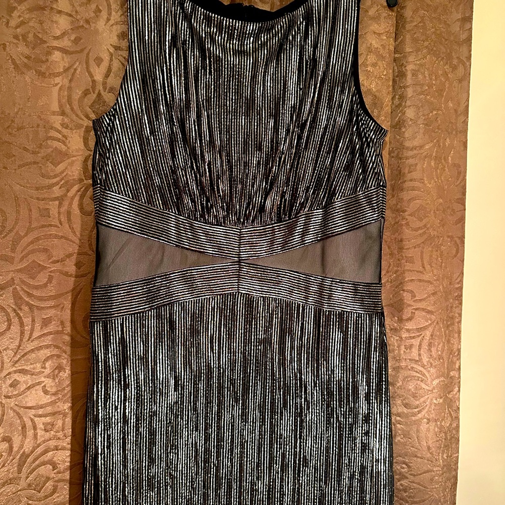 Black & Silver formal/cocktail long dress- Great condition size ladies Medium-